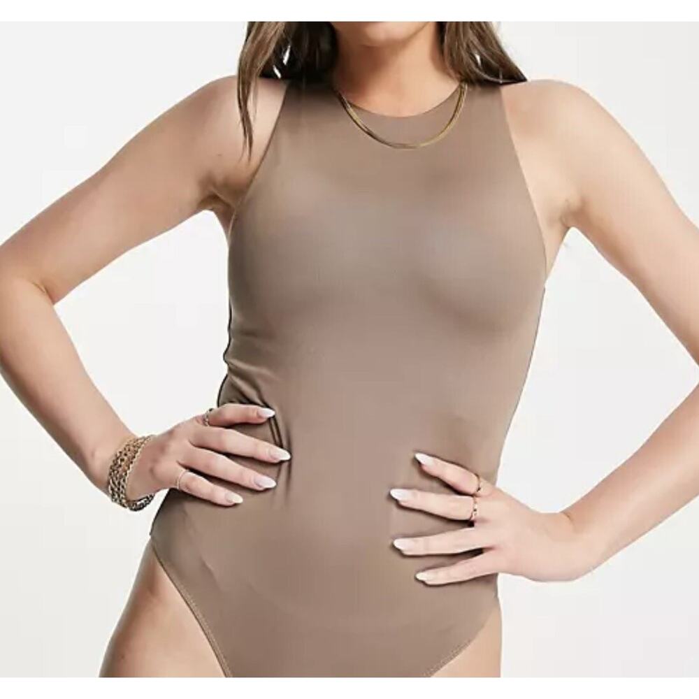 Stradivarius high neck seamless Nude BodySuit Sz. M